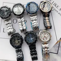 EFR539 Quartz Man Watch 44mm 316L Stainless Steel Band 50m Waterproof for Christmas New Year Birthday Gift X0032646