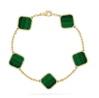 Bracelets de charme Vintage Alhambras Trèfle Bracelet Haute Qualité Pas Fade 18 Styles Mens Tennis Bracelet Designer Pour Femmes Cadeau De Mariage ceinture de créateur