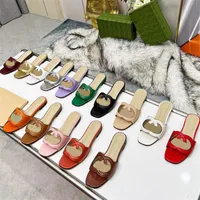 Nuevas moda de la moda Slippers Diseñador Sandalias planas de cuero Flip-Flops de playa zapatos de marca