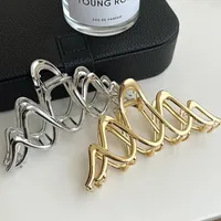 Hollow Out Wave Large Metal Hair Claw Irregular Hairpins Hair Claws Barrettes Women Vintage Clips Hair Accessories