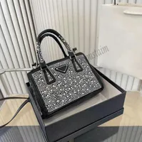 Womens Designers Crystal Evening Bag Tote Luxurys Handbags Silk Diamond Small Black Shiny Bling High Quality 2023 Ladies Shouler Crossbody Bags