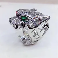 Trendy Hollow Leopard Animal Finger Ring Green Eyes Hollow Panther Heads Ring for Men Women party Jewelry1225x