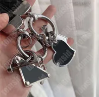 Trendy Designer Keychains For Women Mens Car Key Ring Brand Black Heart Leather Key Chains Stainless Steel Bag Pendant Luxury Keyr6040589