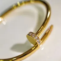 bracelet de créateur carti bracelet bijoux Classique Or Incolore Couple Bracelet Mode Lumière De Luxe beau Cadeau pour présage