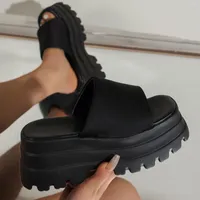 Sandals Ippeum Gothic Platform Women Summer Open Toe Comfy Punk Style Mules Woman Y2k Shoes Platforms Chunky Heeled Slides