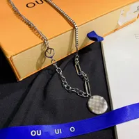 Delicate Design Silver Plated Necklace European American Fashion Brand Jewelry Necklace Luxury Style Pendant Long Chains Designer Jewelry Gifts For Men Women