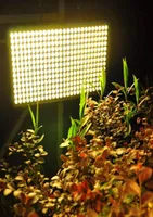 Livraison 300W carré spectre complet Led élèvent la lumière blanche sans bruit plante lumière grande zone d'éclairage CE FCC ROHS6895619