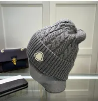 Diseñador Beanie Caps Sombrero de punto elegante para hombre Mujer Sombreros cálidos de invierno 4 colores 6957662