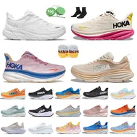 Hoka One Runners Casual Shoes Bondi 8 Hokas Clifton 8 9 Üçlü Beyaz Karbon X2 Bulut Çiçeksiz İnsanlar Mesh Mens Trainers Kadın Moda Spor Spor Ayakkabıları Boyutu 36-45