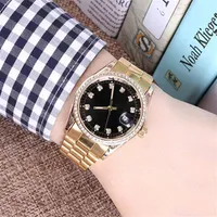 Ensemble de haute qualité hommes femmes montre de luxe plein diamant glacé bracelet montres de créateur mouvement à quartz Couple amoureux horloge Wr300M