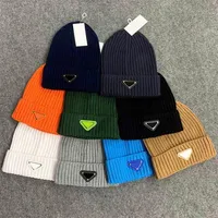 Mens Designer winter Beanie Knitted Snapback Black Beanies Ski Hat For Man Woman Snap Back Ball Trucker Snapbacks Cap Hip Hop Chri234C