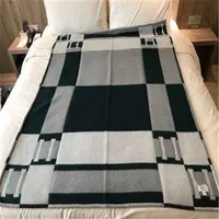 High Quality Home Blanket classical Soft Touch Warm Sofa Bed Quilt Fall Winter el Outdoor Blankets267i