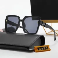 2023 Gafas de sol de mujeres Fashion Fashion for Men Woman Luxury Metal Vintage Sun Gafas de sol Summer Style Square Sun Glasses Man UV 400 con caja original