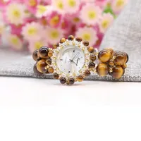 Wristwatches Elegant Women Fashion Arrival Round Dial Classic Retro Quartz Watch Lady Crystal Bracelet WatchWristwatches