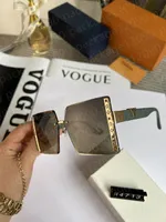 브랜드 럭셔리 디자이너 선글라스 4713 여성 남성 안경을위한 브랜드 고급 디자이너 4713 박스 비치와 함께하는 UV Protectio Lunette Sun Small Frame Fashion Sunglasses AI 안경