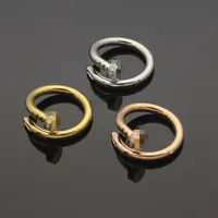 Diseñador original Anillo de uñas de diamantes de 3 mm 18k Gold Silver Rose 316L Rings de acero inoxidable Mujeres Amantes de la boda Joya de boda Regalos de fiesta 6 7 8 9