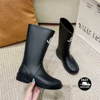 Designer Winter Boots Women Heel Dikke Sole enkel laarzen Brand Rubber Boots Y220811