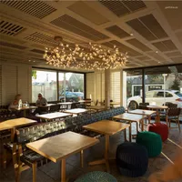 샹들리에 거실 샹들리에 로맨틱 파이어 플라이 LED 가벼운 세련된 나무 지점 금속 라운드 식당 레스토랑 천장