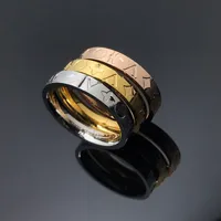 Luxury designer ring love ring is made of Taigang material exquisite embossed pattern classic style suitable for gift giving social party very nice