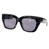 Sunglasses Luxury Square Women Men Brand Designer Trending Gradient Sun Glasses Female Outdoor Driving Shades