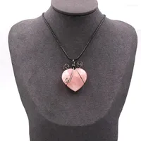Pendant Necklaces 6pcs lot Creative Natural Stone Rose Quartzs Crystal Pendants Heart Shaped Energy Healing Necklace Bulk Item Wholesales
