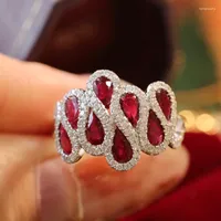 Cluster Rings JK&JY 18K White Gold Pear Shape 1.8 High Quality Natural Ruby Ring Luxury Party Fine Jewelry Wholesale