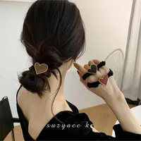Korea East Gate Heart coeur amour cordon de cheveux Champagne bague de cheveux Band en cuir Femme T￪te attach￩e 2023 Nouvelle t￪te Accessoires de cheveux pour femmes