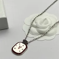 Fashion Brand Big Head Pendant Necklace V And Rings Suit Luxury Mens Hip Hop Jewelrys Ring Good Quality Western Love Coming With Box 2023