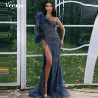 Party Dresses Verngo Luxury Navy Blue Sequin Lace Prom One Shoulder Long Sleeve Feathers Slit Floor Length Dubai Women Evening Gowns