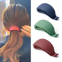 Makeup Tools Cute Candy Colors Banana Shape Hair Claws Women Girls Sweet Clips Ponytail Holder pins Fashion Accessories 230204