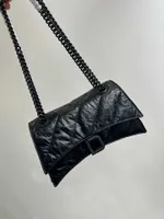 Double chain seam bag One shoulder cross body oil wax hourglass bag