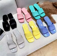 Brand Woman Sandals Quality Stylist Lady Slippers Summer Fashion Jelly Slip Slides Leather Alphabet Beach Sandal Thick Bottom Slipper With Box