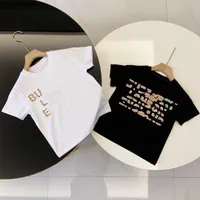 Top -Kinder -Designer -Sets Kid Kid Zwei -Stück -Set Kleinkind T -Shirt Baby Kleidung 2 PCs Kleidung Boy Girl Tracksuits Kurzärmel -Anzüge Sportweife Luxus Sommerhemd mit Brief