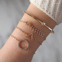 Link Bracelets Hand Catenary Alloy Pendant Female Multiple Stylish Bracelet Jewelry Ladies Elegant Christmas Gift For Womens