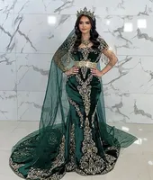 Elegant Arabic Kaftan Green Evening Dresses Short Sleeves Beading Tassel Mariage Formal Event Gowns Gold Lace Applique Velvet Prom Dress Caftan Dubai Abaya