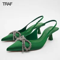 Сандальцы TRAF Women Purss Hel Heel Shoe Workstone Bow Heels Green Butterfly High Heels Женские свадебные насосы мода женщина лето 2022 G230207