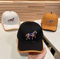 Designers Luxury baseball cap solid color letter Animals duck tongue hats sports temperament hundred take couple casual travel sunshade hat very good