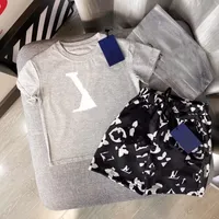 Baby Set 2pics Kids Designer Clothers Kid Sets Toddler T Shirt Clothing Boys Girl Girl Tracksuits Short Suits Suits Summer Summer Classic Printed Letter 7 Colors