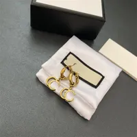 Strawberry Pendant Jewelry ￶rh￤ngen Kvinnor Designer Earring Luxury Jewellery Plated Gold Ohrringe Female Wedding Love Simple Dressy Classic Pearl Luxury ￶rh￤ngen