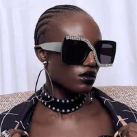 Sunglasses Fashion Ladies Square Frame S-Shaped Shinning Women Sun Glasses Female Sexy Shades Gafas