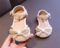 Doce menina sapatos de princesa moda pérola laço de bebê sapatos de bebê infantil infantil039s dança meninas sapatos de couro g83 2206068417883