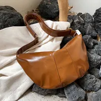 qwertyui45 Totes LEFTSIDE Fashion Splicing Leather Shoulder Bag for Women 2022 Tend Female Simple Large High Capacity Hobo Bag Handbags 021123H