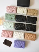 럭셔리 C 패션 디자이너 여성 카드 소지자 접힘 플랩 클래식 패턴 캐비어 램 스킨 도매 흑인 여자 작은 미니 지갑 순수한 컬러 페블 가죽 상자