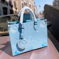 Luxurys tasarımcılar çanta kadın kılıf omuz çantası alfabe çiçek tasarım büyük kapasiteli haberci çantalar klasik stil el çantası el çantaları çanta cüzdan