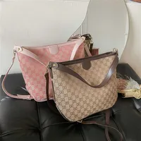 Ucuz cüzdan temizliği% 60 indirim en kaliteli alışveriş lüksler tasarımcı çanta omuz çantaları açık moda kılıfları kirpik paketi kadın çanta deri