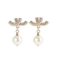 Diamond Pearl Drop Dange Earring Frans luxemerk Gold Earrings Letter Barnd Fashion Designer For Women Party Gift Wedding Kroonluchter Oordingen