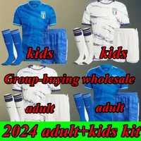2023 Itali￫ Soccer Jerseys Italia 23 24 volwassen Verratti Chiesa Gnonto voetbalshirt T Lorenzo Pinamonti Politano Grifo Kids Kit Uniform Groepskopen Groothandel