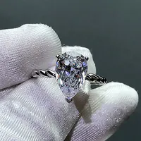 MOISSANITE 18K Diamante Diamante Simulación de corte de caída Anillo de diamante 5 Anillo de diamante en forma de pera de platino Karat para mujeres2423