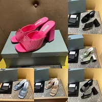 Designer Slifors Donne con tacchi alti tacchi a cristallo nero vetrini cristalli di sandali grossi in gomma piatta muli mulini di moda festa di moda pantofole