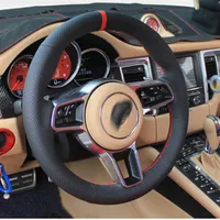 DIY Aangepaste lederen handgevoelde auto-stuurwielafdekking voor Porsche Cayenne Panamera Macan 718 911 Accessoires Wheel Cover2397